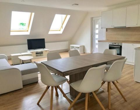 Villa Relax Komfortlak Gárdony Kültér fotó